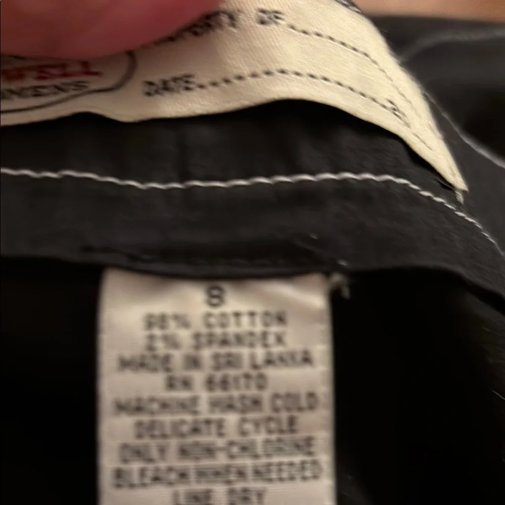 Chic Black A-Line Skirt with Full Silhouette - Picture 8 of 9